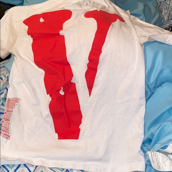 Good Intentions Vlone T-shirt.